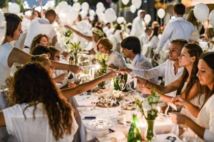 Diner en Blanc