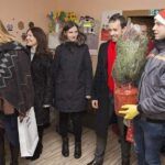 Famous actors gave Christmas trees to Vilnius residents