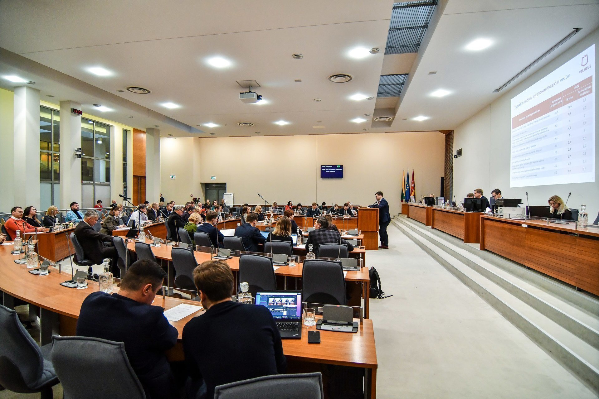 Po skandalingų Z. Jedinskio pareiškimų šaukiamas Vilniaus tarybos valdančiosios koalicijos pasitarimas
