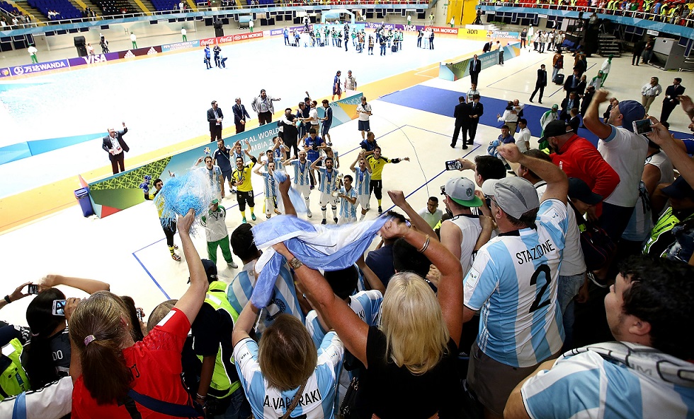 CALI, COLOMBIA - OCTOBER 01:  Argentina players celebrate victory at the final whistle during the FIFA Futsal World Cup final between Russia and Argentina at Coliseo el Pueblo on October 1, 2016 in Cali, Colombia.  (Photo by Jan Kruger - FIFA/FIFA via Getty Images)
