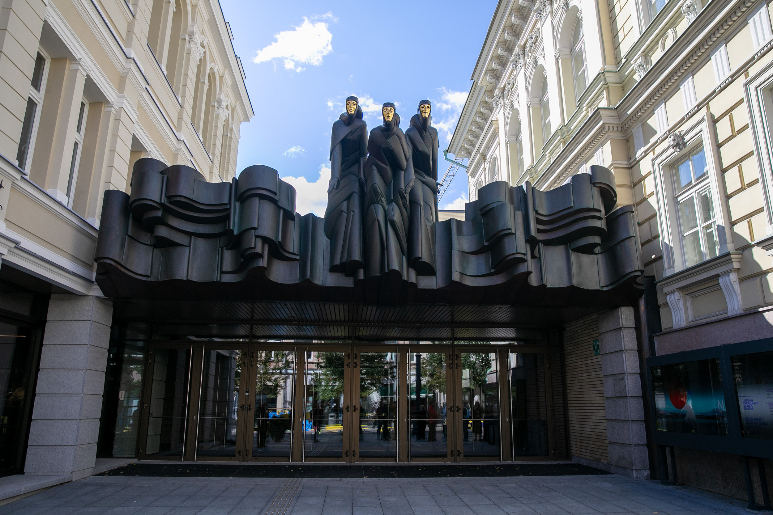 2021-09-02, Lietuvos nacionalinis dramos teatras atvėrė duris po rekonstrukcijos. 2021 m. Rugsėjo 02 d.