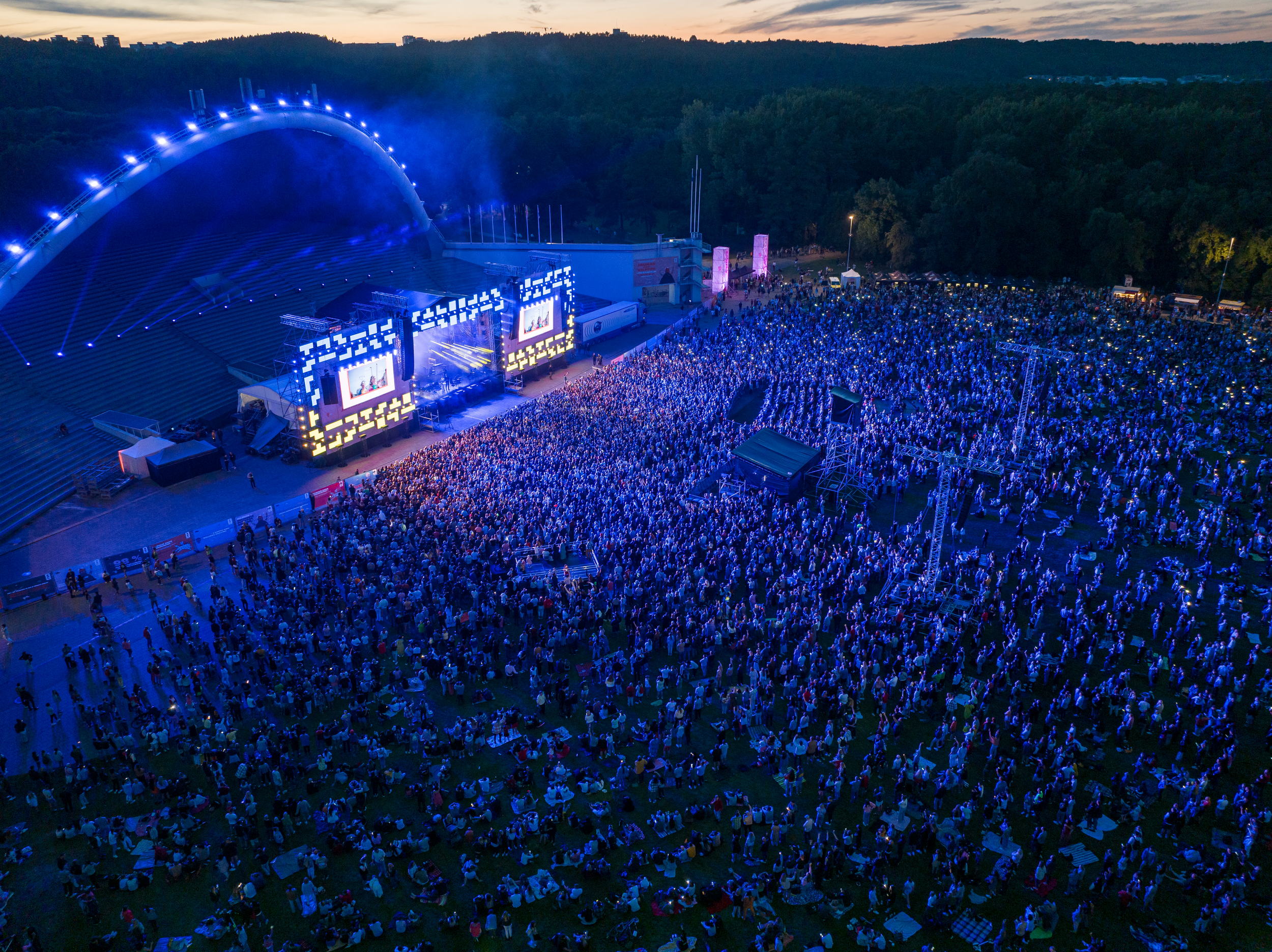Šiandien – didžiulis nemokamas koncertas Vilniaus parke: pasirodys ir muzikos žvaigždė Lewisas Capaldi (programa) – MadeinVilnius.lt