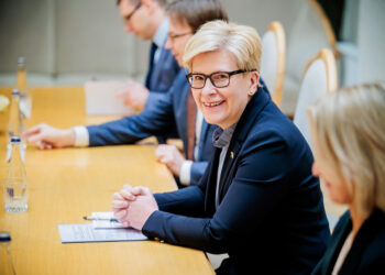 ELTA3900695 Vilnius, 2023 April 19 (ELTA). On Wednesday, April 19, Prime Minister Ingrida Šimonytė met with the Prime Minister of Mecklenburg-Vorpommern, Germany, Manuela Schwesig. The meeting is expected to discuss cooperation between Lithuania and Mecklenburg-Vorpommern, Russia's war against Ukraine and the reception of Ukrainian residents who left as a result of the war, other issues of cooperation between Lithuania and Germany relevant to the meeting parties. 2023.04.19 09:17:27. Josvydas Elinskas (ELTA)