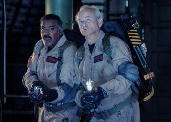Winston (Ernie Hudson) and Peter (Bill Murray) in Columbia Pictures GHOSTBUSTERS: FROZEN EMPIRE.