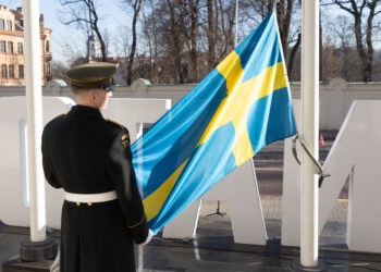 ELTA4557897 Vilnius, 2024 March 8 (ELTA). Lithuanian and Swedish flag raising ceremony at the Ministry of Foreign Affairs. 2024.03.08 10:16:20. Dainius Labutis (ELTA)