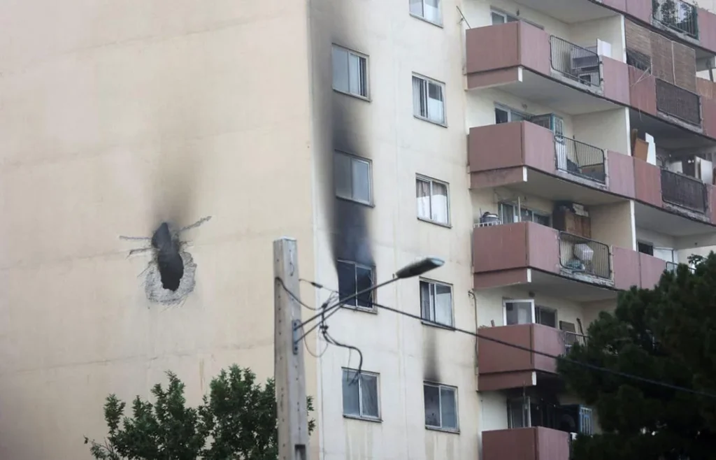 Socialiniuose tinkluose plinta nuotraukos: Izraelio smūgis stebina pasaulį